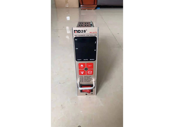 模具温度（dù）控制（zhì）器