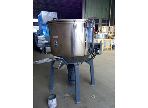 立（lì）式混料（liào）機